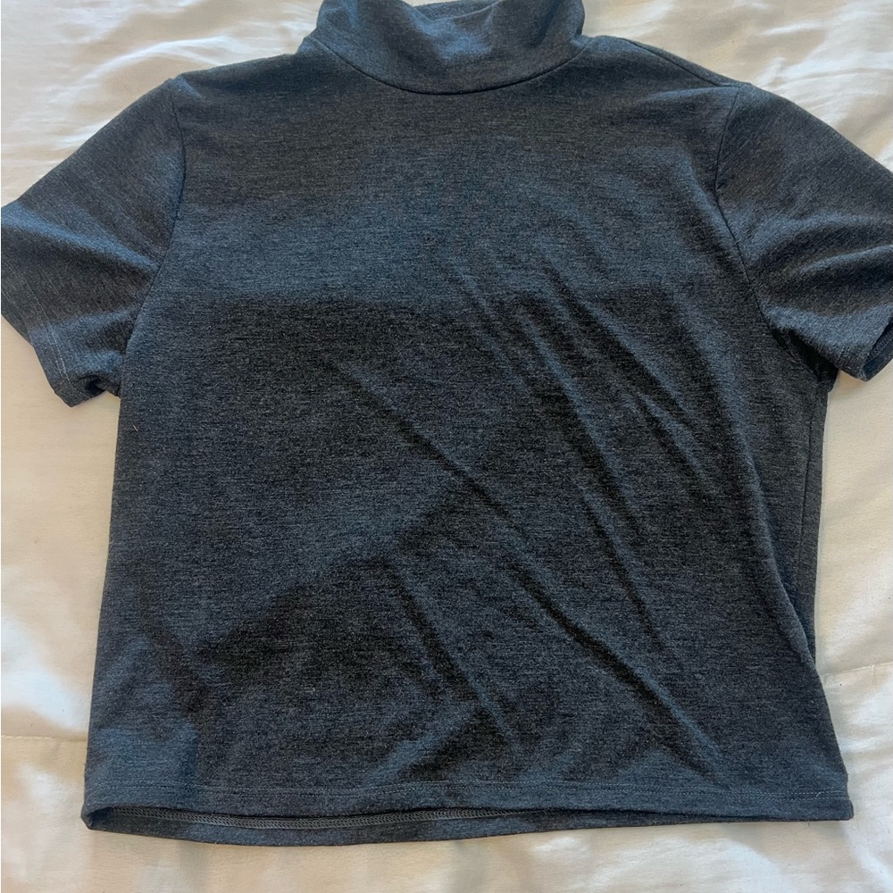 Forever 21 Dark Gray Short Sleeve Turtleneck Top